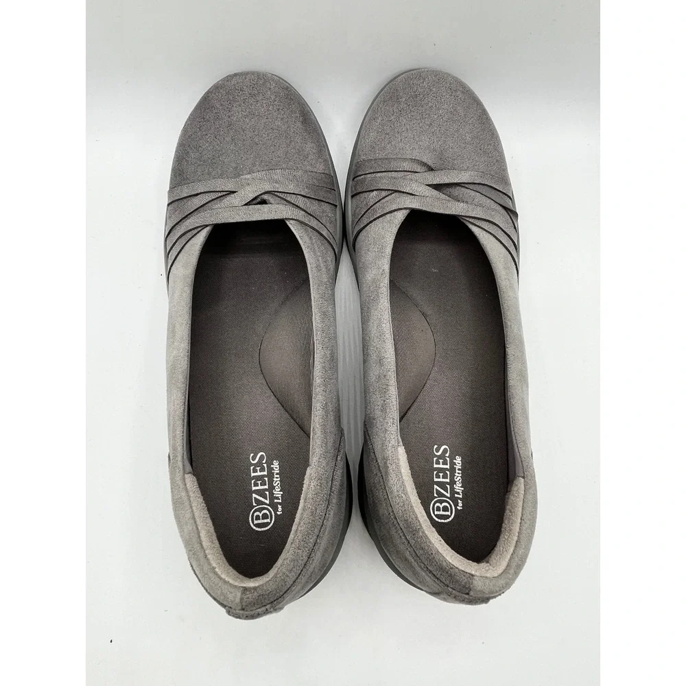 Bzees by LifeStride Womens Grey Faux Suede Crisscross Slip On Loafers Size 9W